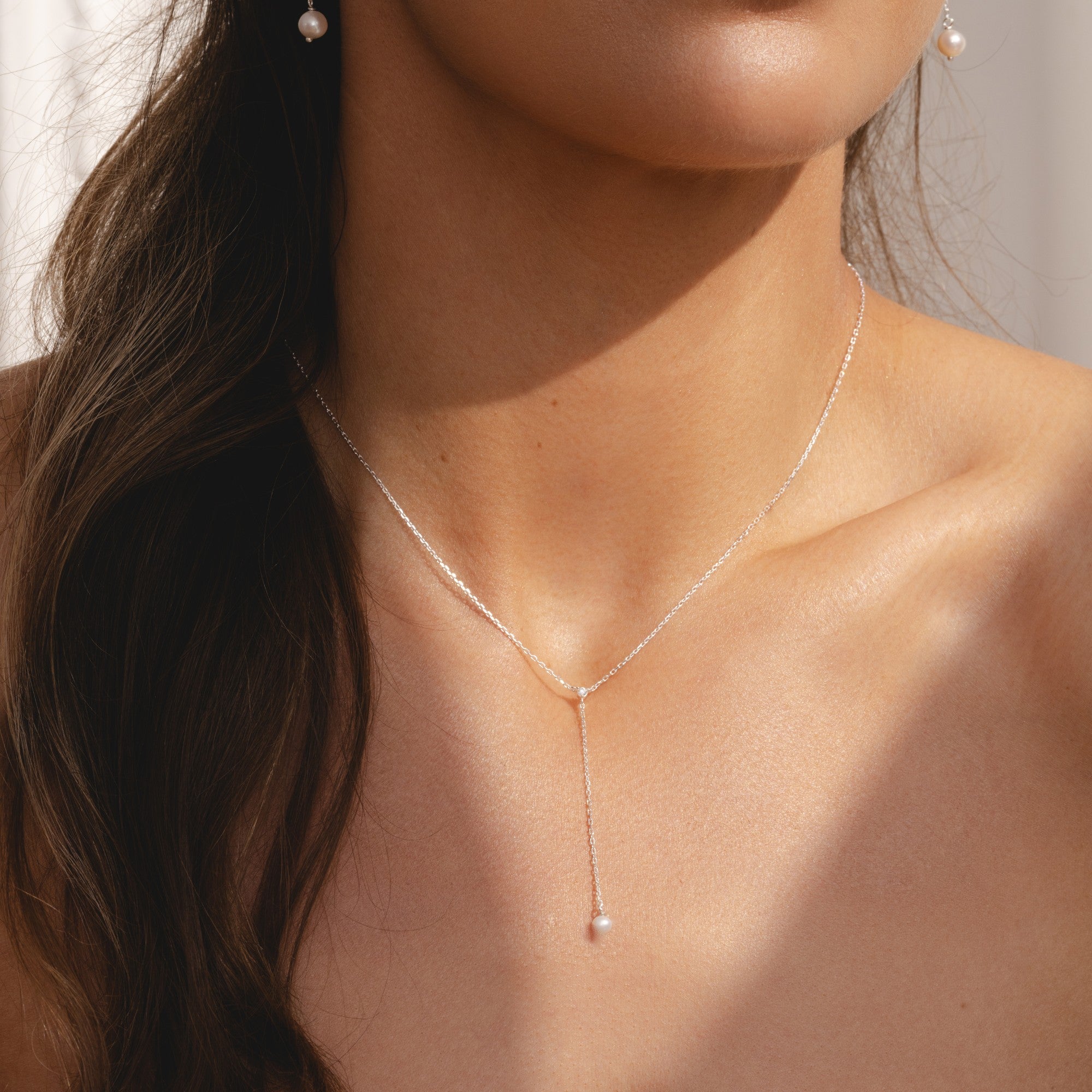 EmilysWorld Silver Lariat Pearl Necklace
