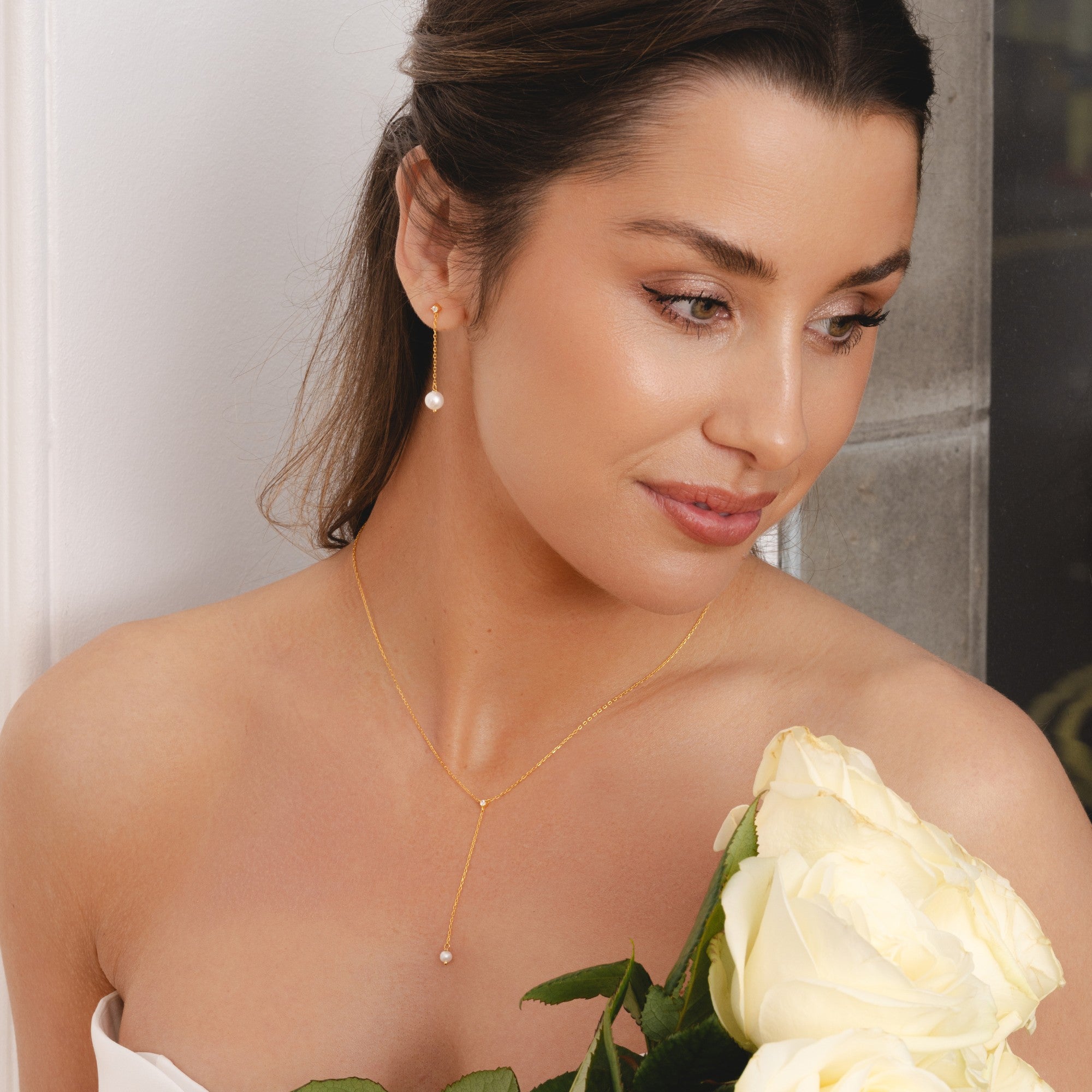 EmilysWorld Gold Lariat Pearl Necklace