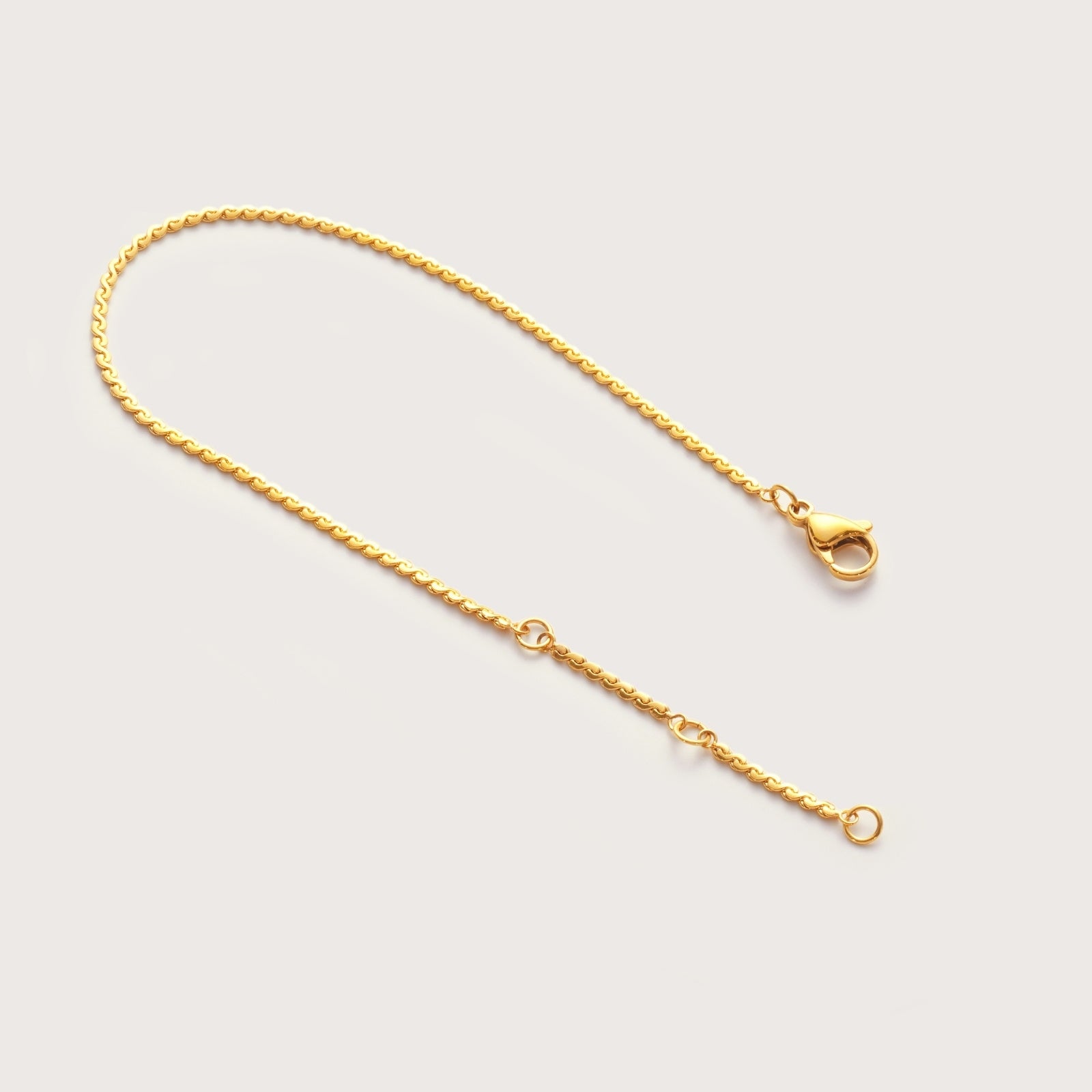 Gold Chain Bracelet on wrist