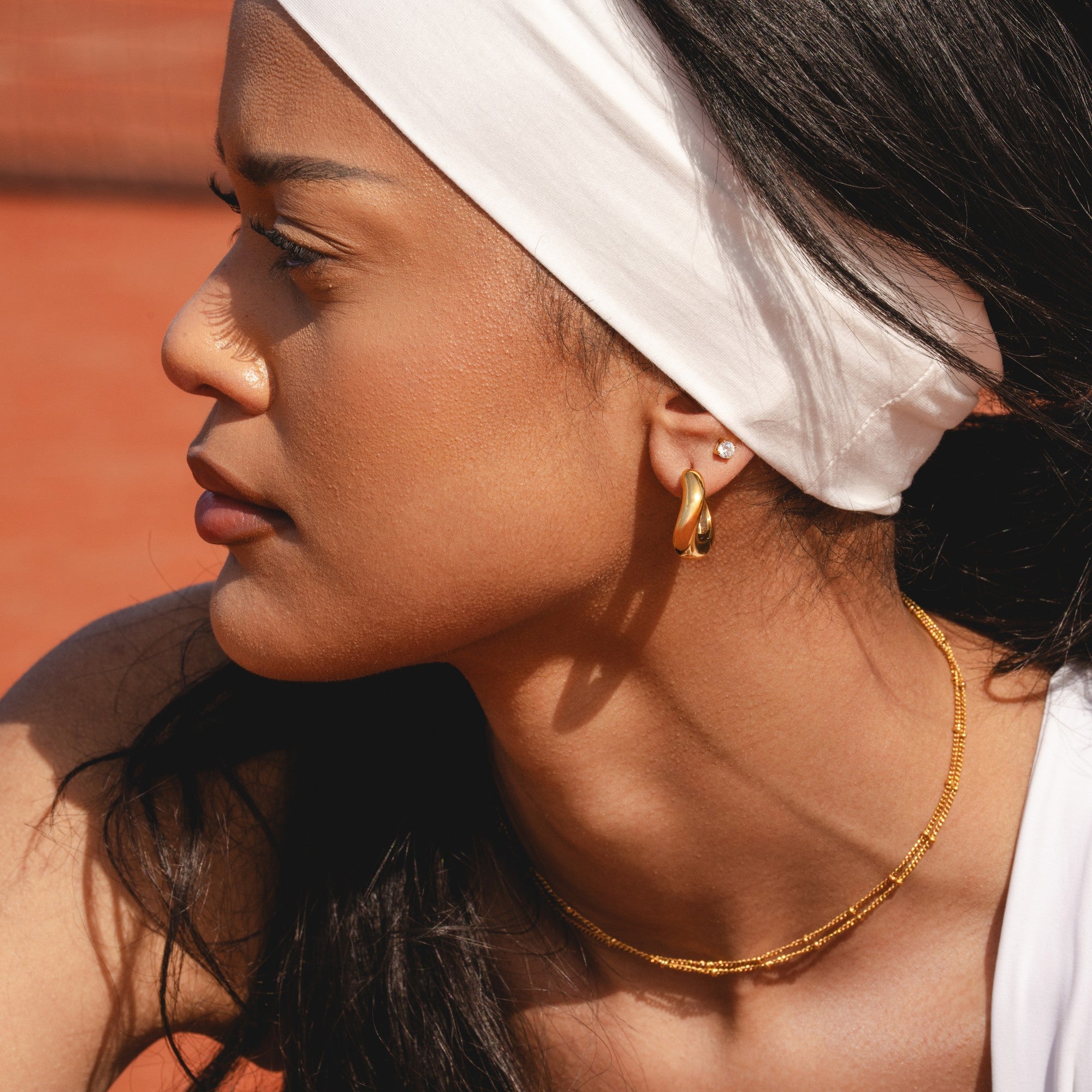 Gold Dainty Bobble Choker