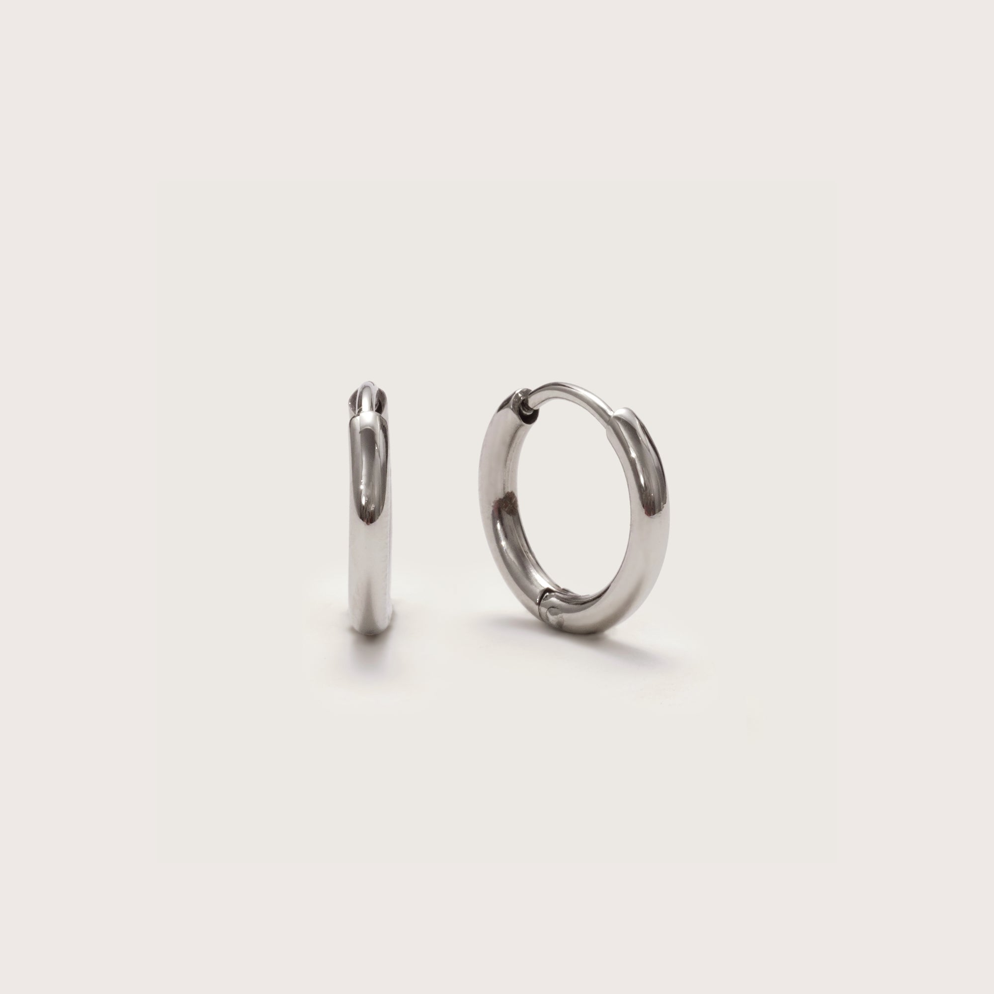 Silver Ultimate Huggies 8mm