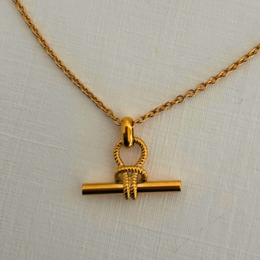 Sample Sale Gold T-Bar Necklace (Waterproof)