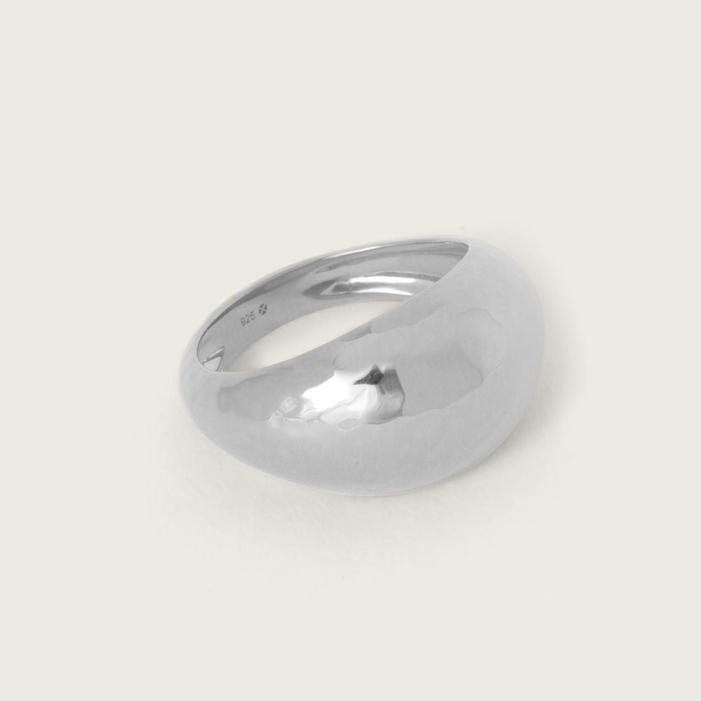 Silver Maxi Hammered Dome Ring