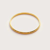 Gold Maxi Bangle detail