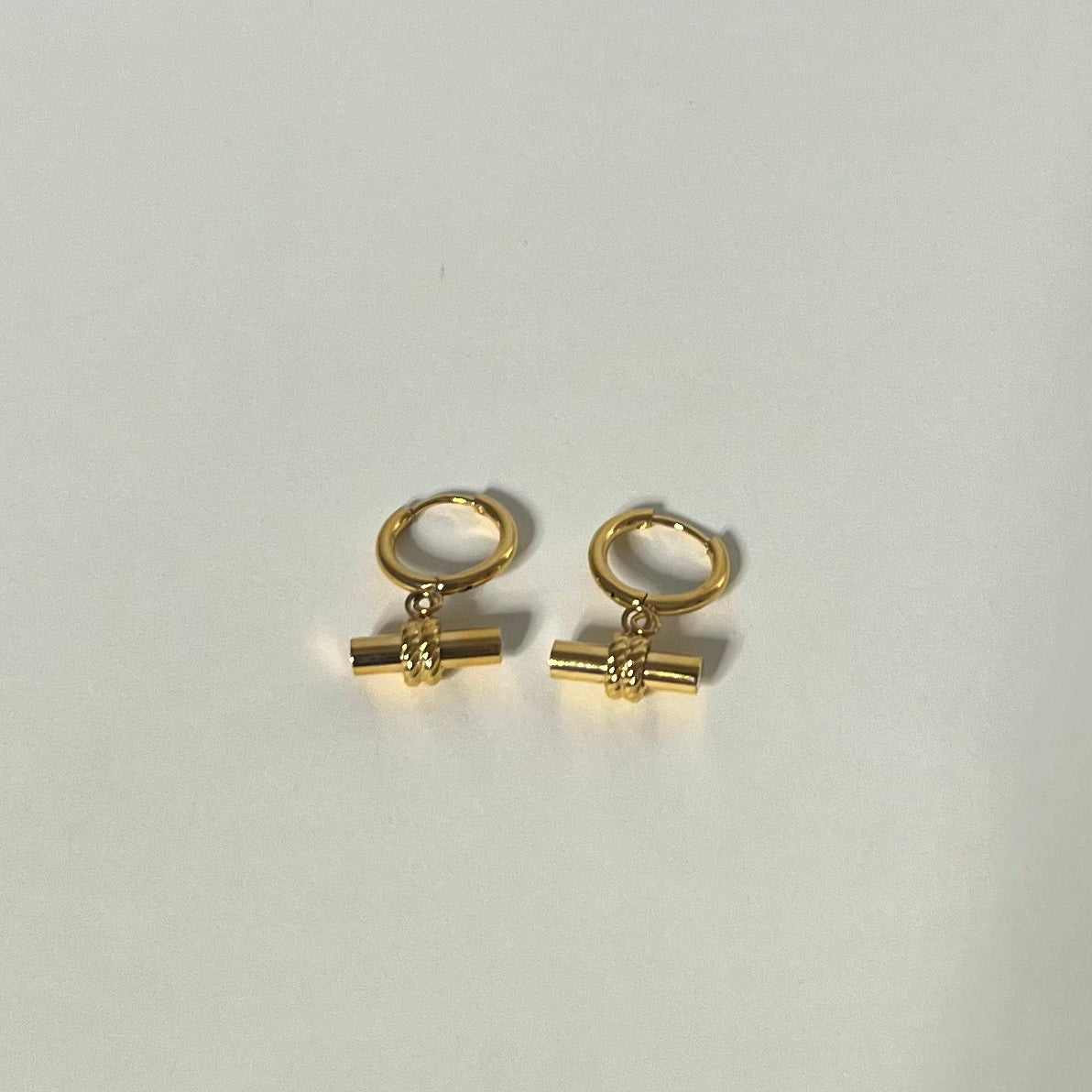 Sample Sale Gold T Bar Huggies (Waterproof)