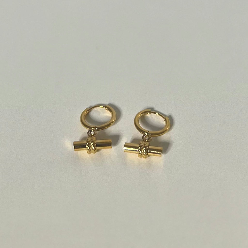 Sample Sale Gold T Bar Huggies (Waterproof)