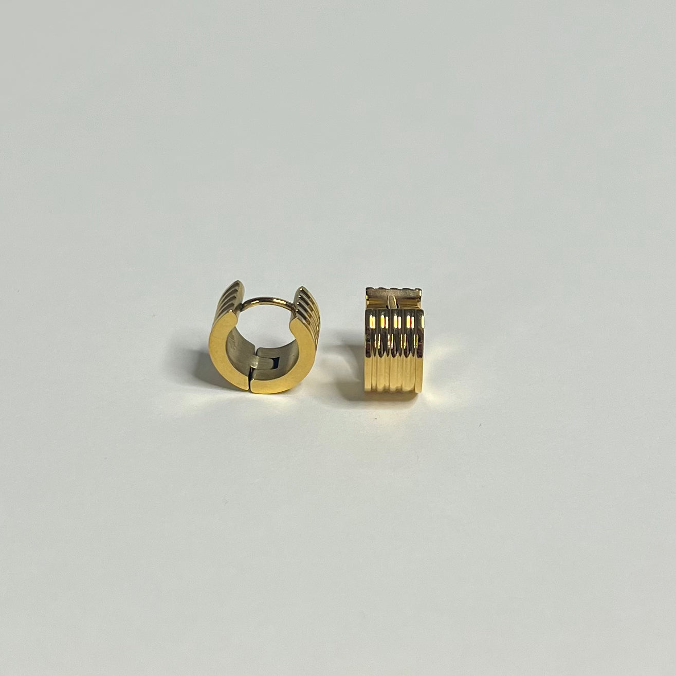 Sample Sale Gold Chunky Ridged Huggies (Waterproof)