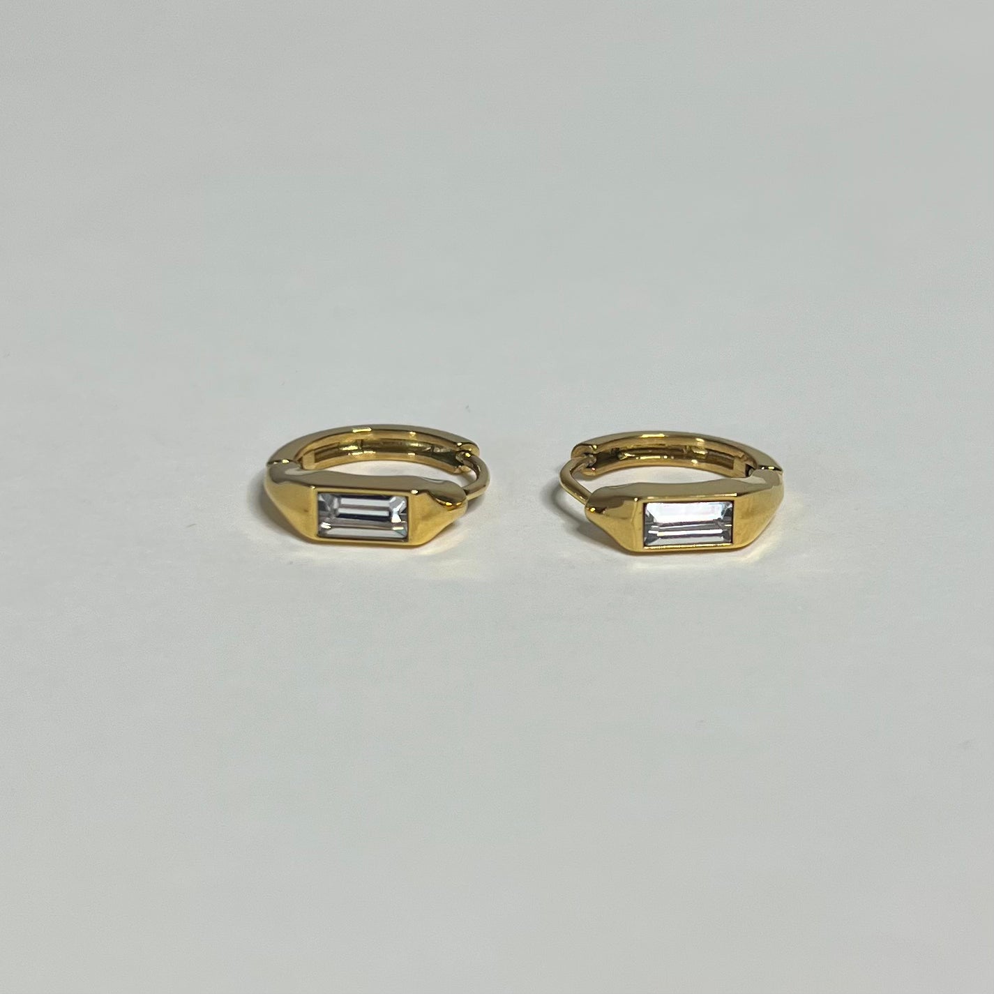 Sample Sale Gold Crystal Baguette Huggies (Waterproof)