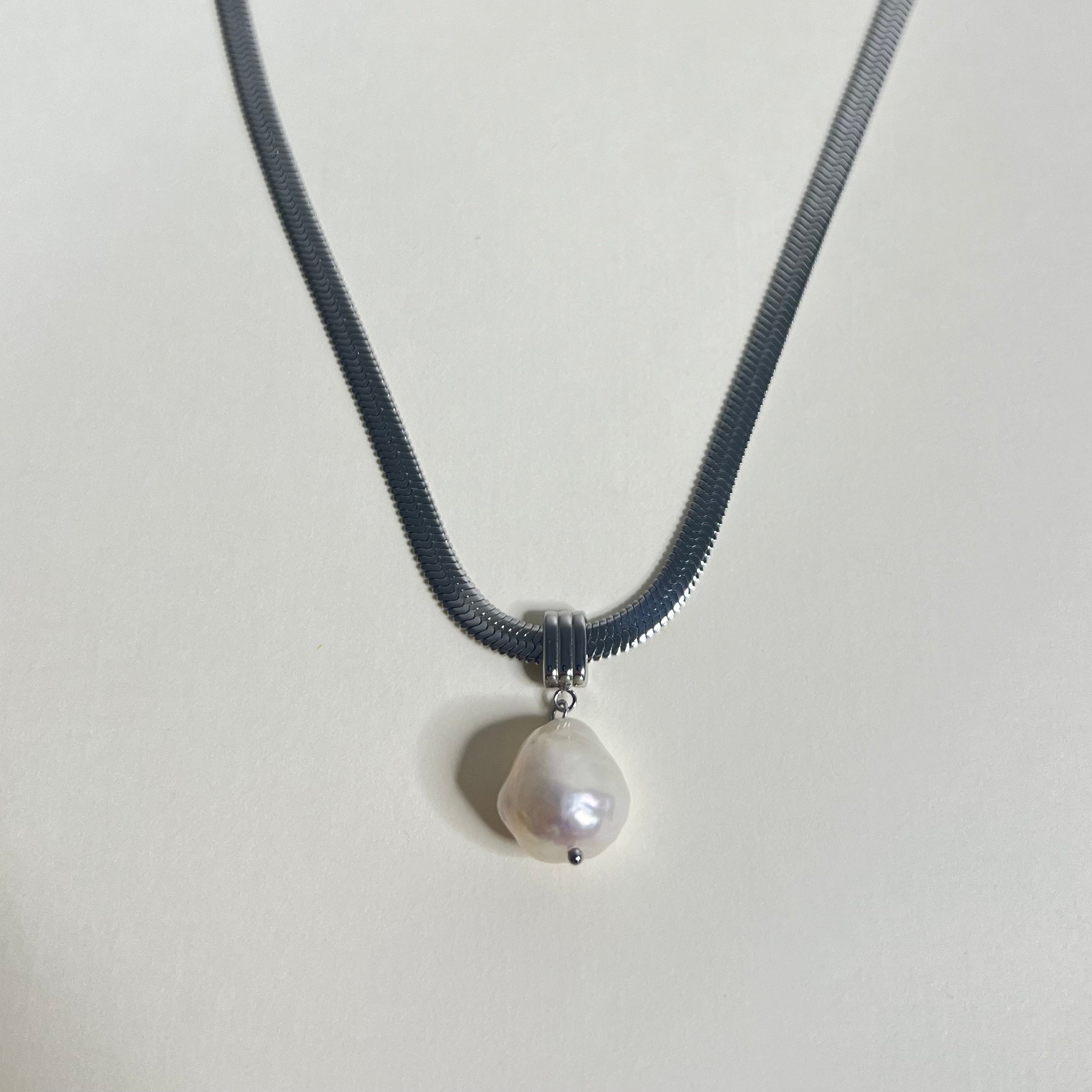 Sample Sale Silver Snake Baroque Pearl Necklace (waterproof)
