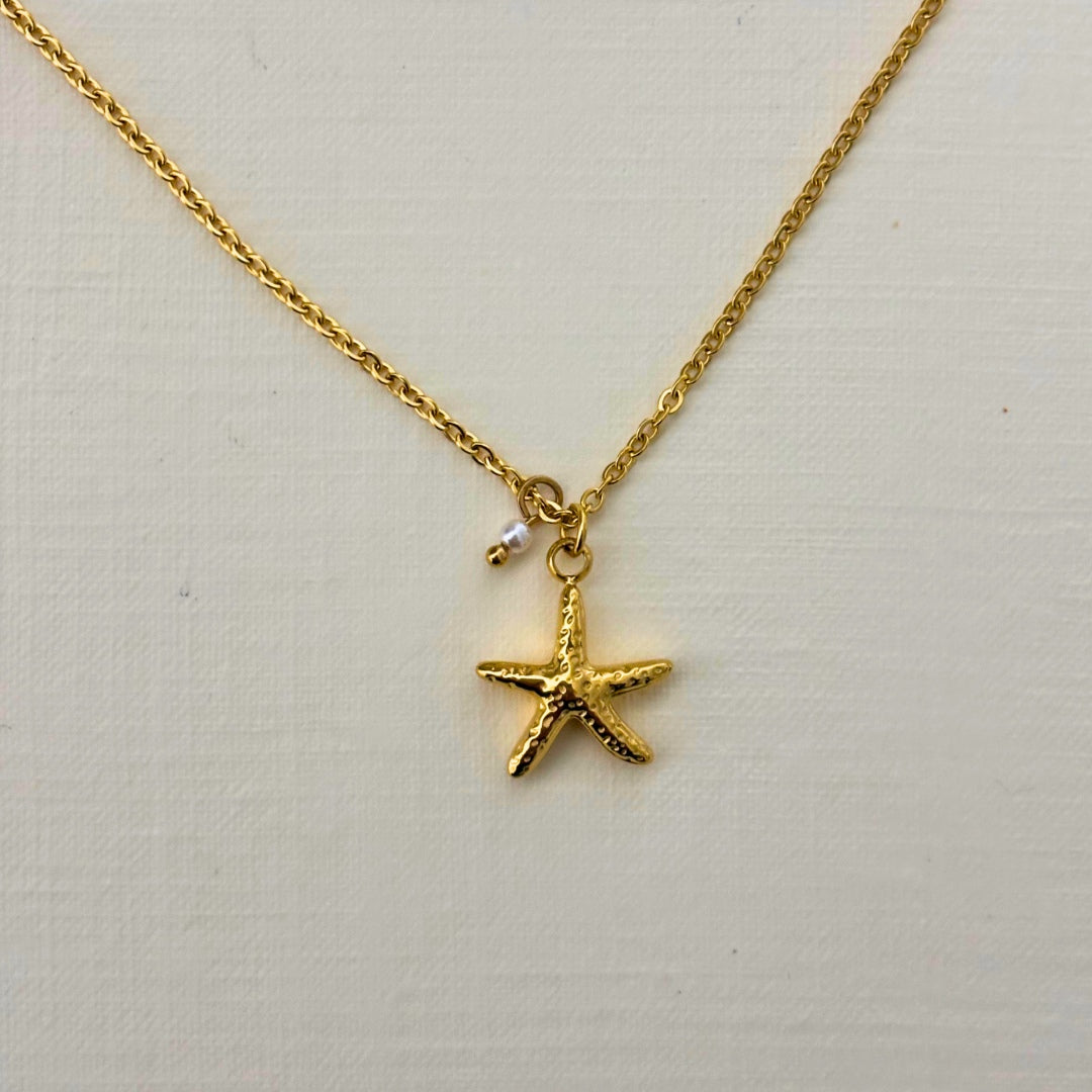 Sample Sale Gold Starfish Pendant Necklace (Waterproof)