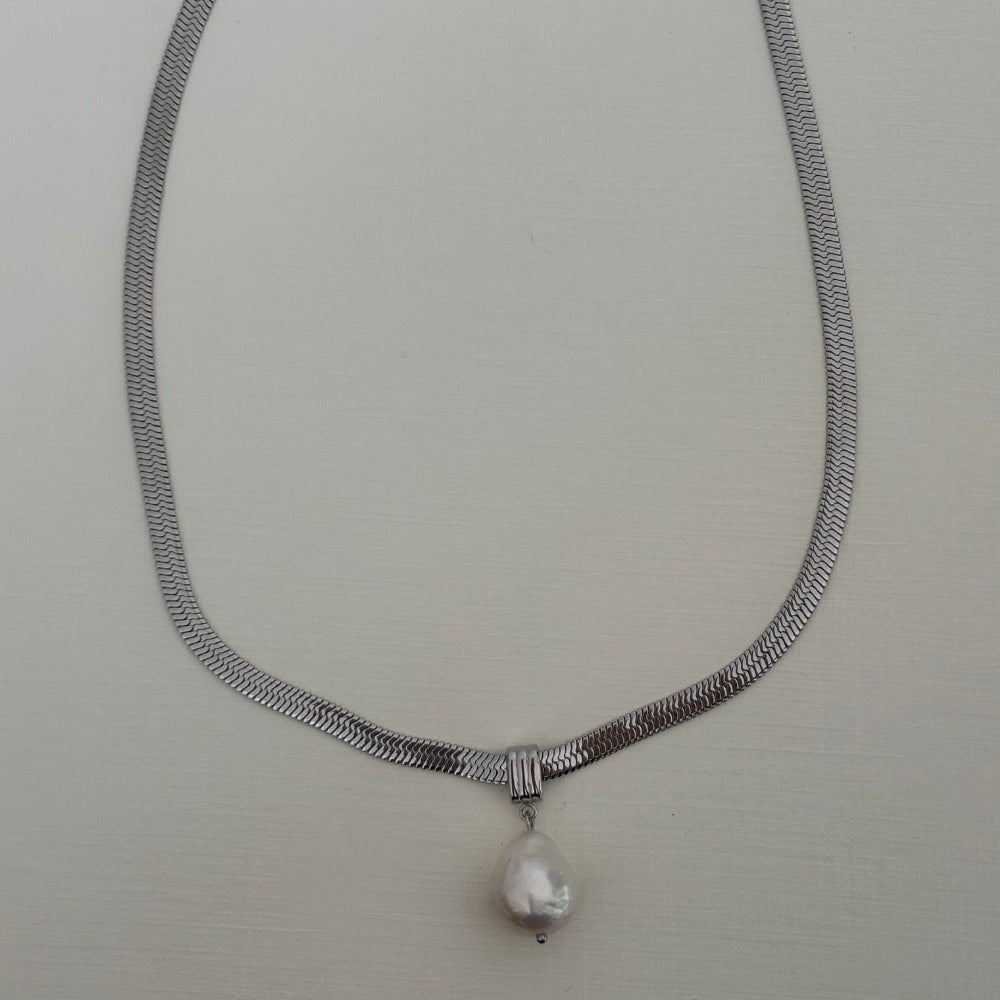 Sample Sale Silver Snake Baroque Pearl Necklace (waterproof)