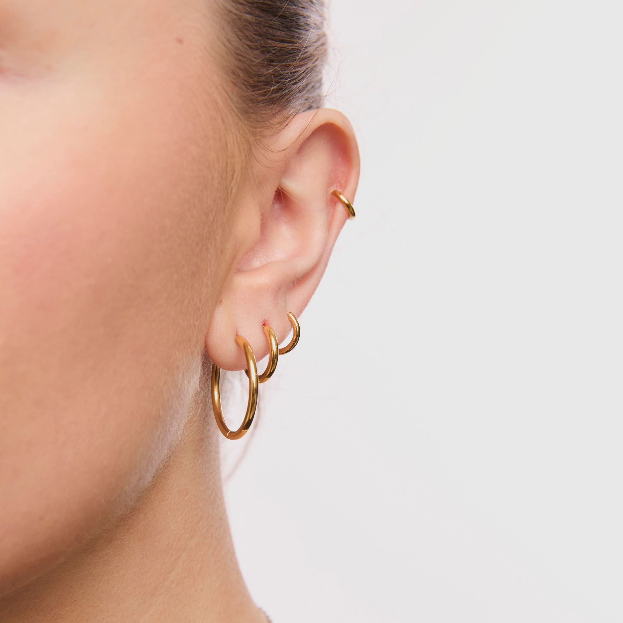 Gold Ultimate Midi Hoops 20mm