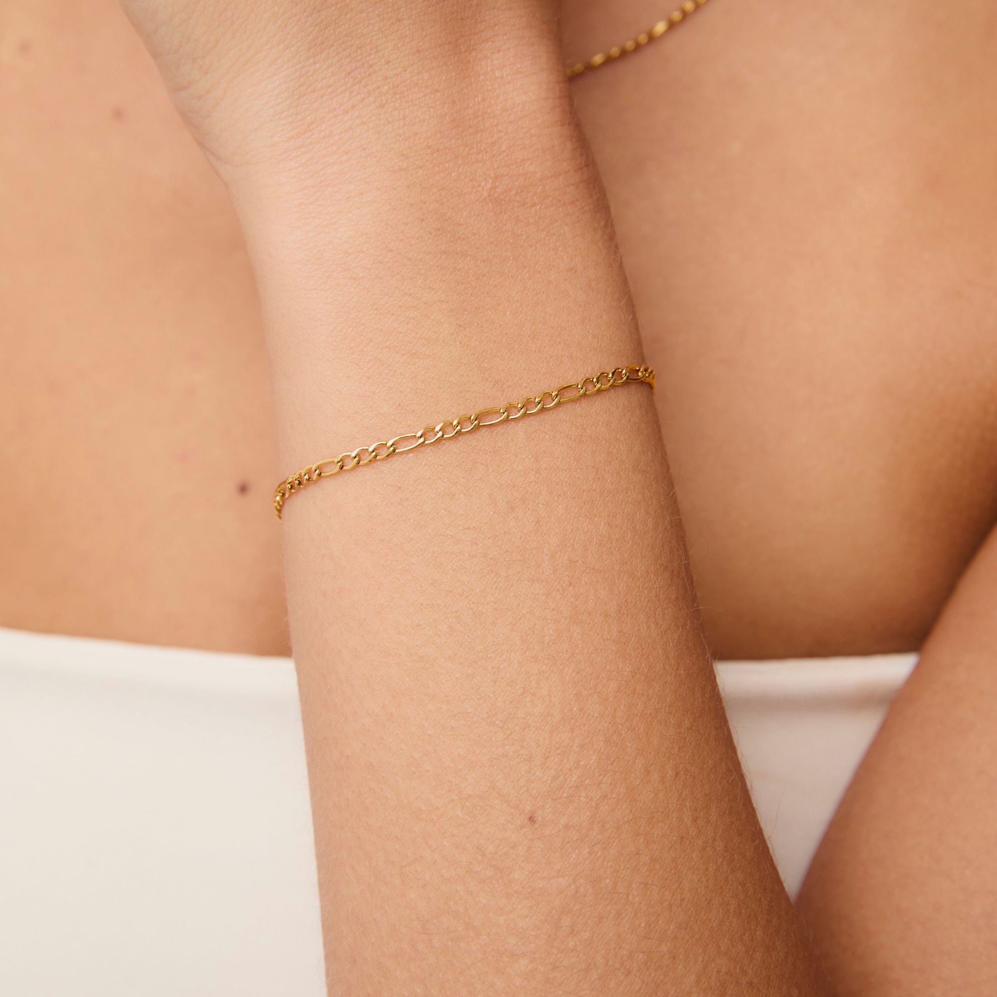 Gold Dainty Figaro Bracelet