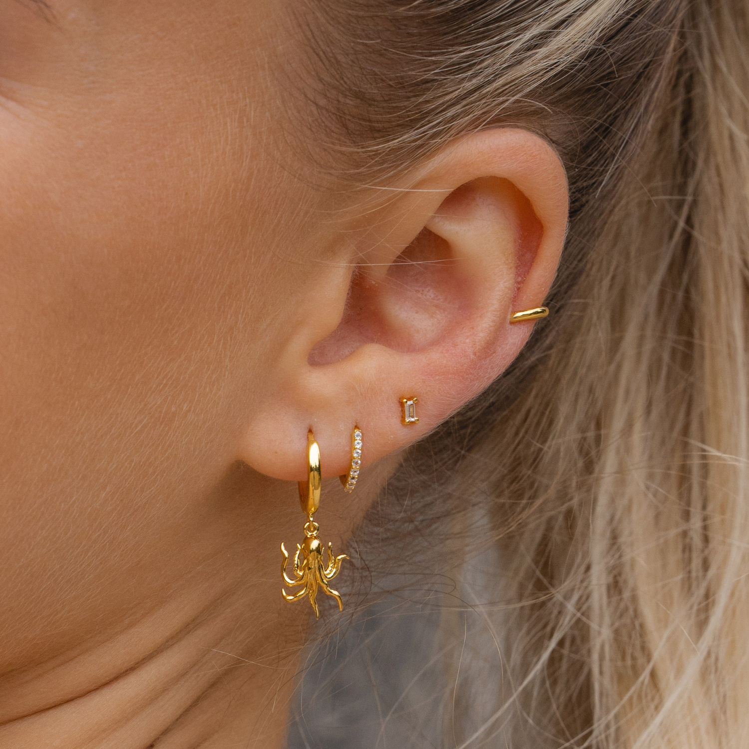 Baguette earring studs online