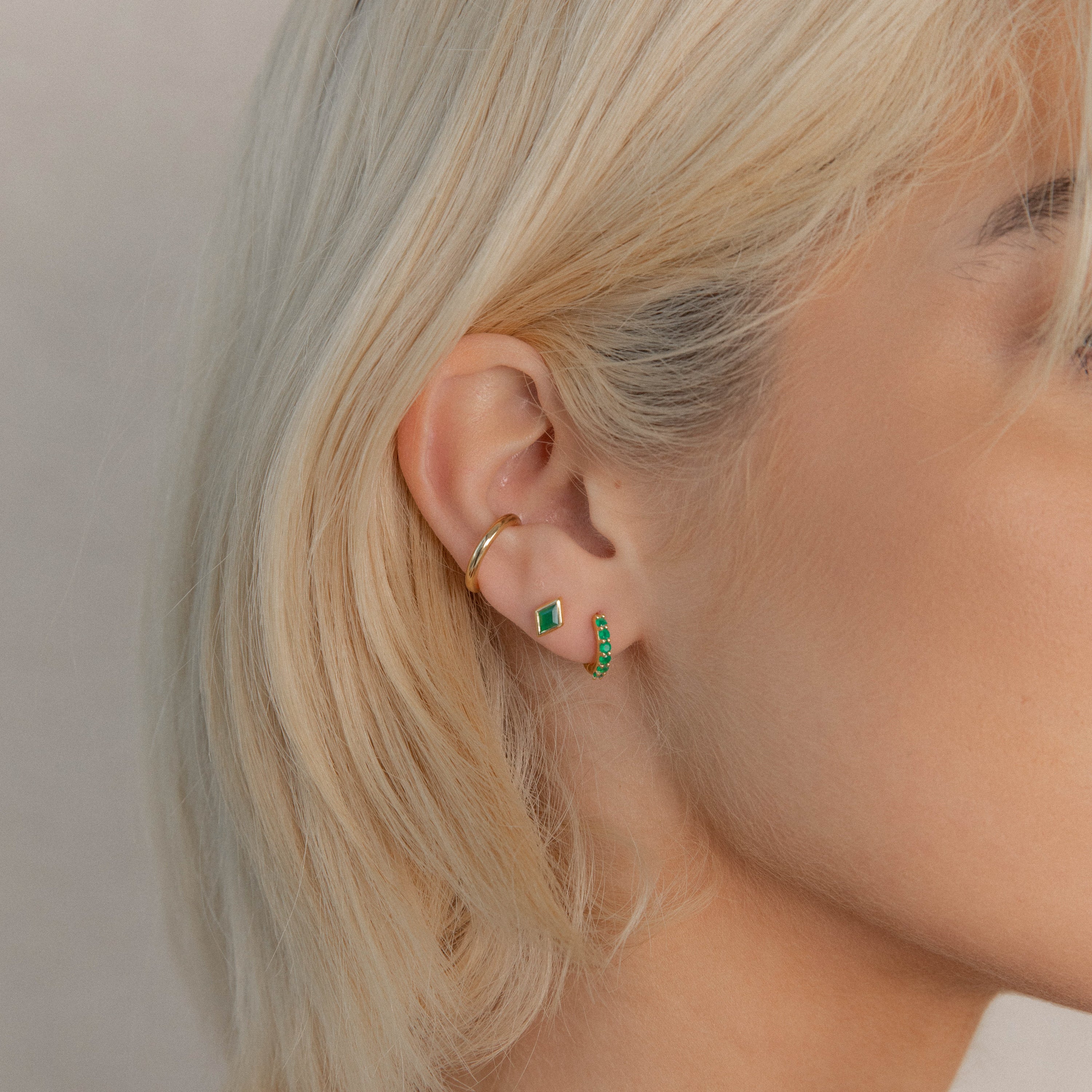 Gold earrings that hot sale go up the ear